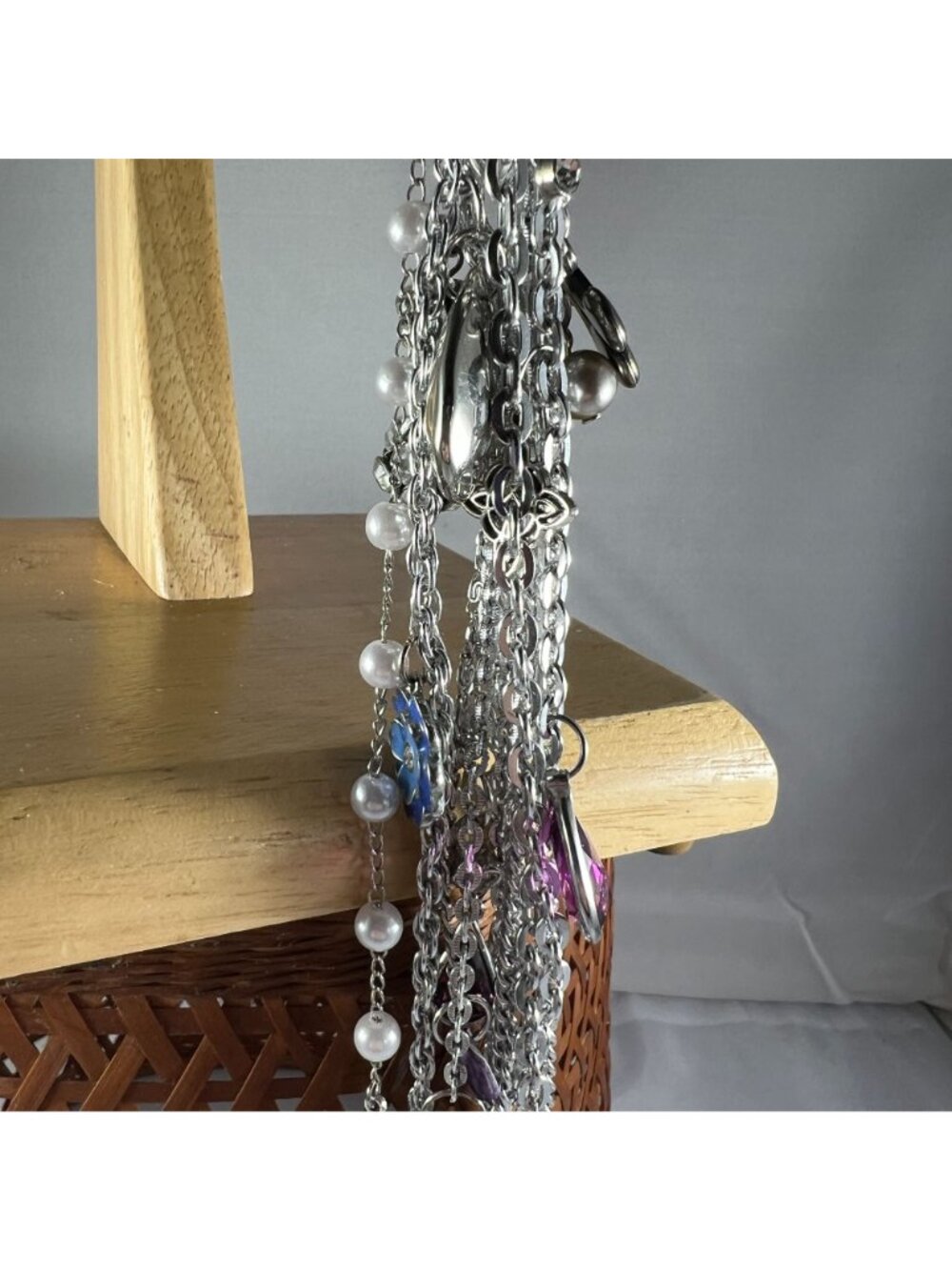 Silver Tone Multi-Chain Keychain Charm With Beads Pearls & Filigree Flower Penda - Picture 4 of 5